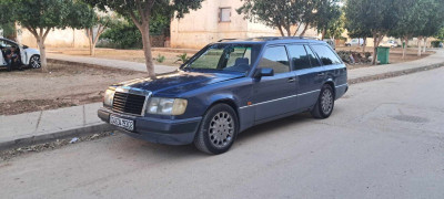 سيدان-كبيرة-mercedes-classe-e-1993-سيدي-عكاشة-الشلف-الجزائر