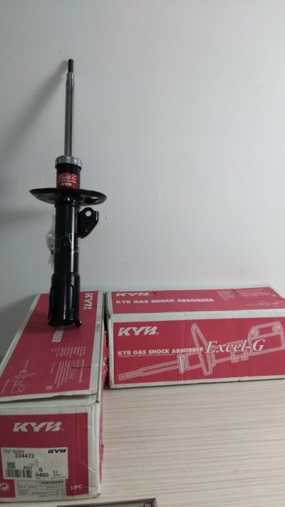 Amortisseurs Yaris 6 vitesses 