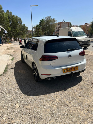 moyenne-berline-volkswagen-golf-7-2018-gtd-tiaret-algerie