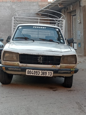 cars-peugeot-504-1989-tlemcen-algeria