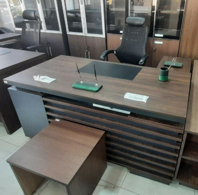 Ensemble de bureau DIRECTIONNEL 160cm Avec 2 armoires + table de réunion + chaise + retour de bureau