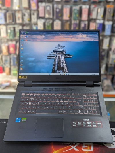 ACER NITRO 5  I5-12450H 16 GB RAM 512 SSD 15.6" 144hz  NVIDIA GEFORCE RTX 3050