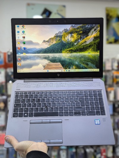 HP work station mobile ZBOOK 15 G9 I7 9850H 32GB 512 SSD FULL HD NVIDIA QUADRO RTX 3000 6GB  15.6"