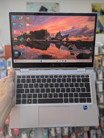 HP ÉLITEBOOK 830 G8 I5 11TH 16GB 512 SSD FULL HD X360 TACTIL