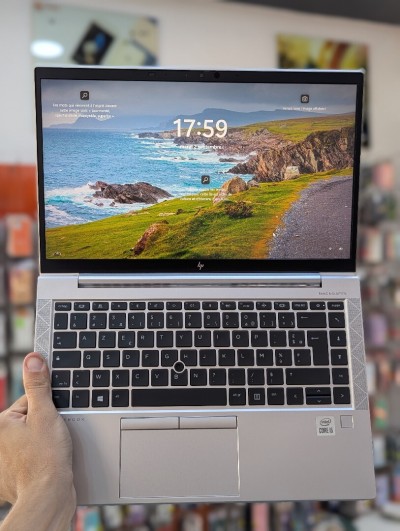 HP ELITBOOK 840 G7  I5-10TH GÉNÉRATION 16GB RAM 256 SSD NVME ECRAN 14" FULL HD