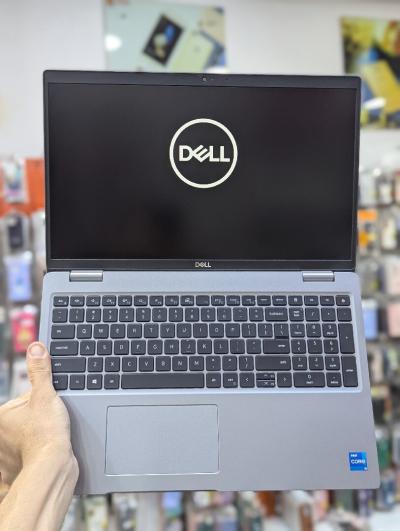Dell latitude 5520 I5 11Th 16GB 256 SSD FULL HD 15.6"