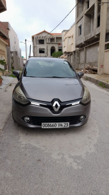 voitures-renault-clio-4-2014-annaba-algerie