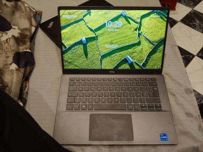 送料無料 2019年モデル DELL VOSTRO 13 5300 訳あり品 Windows11