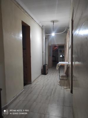 شقة-كراء-6-غرف-وهران-الجزائر