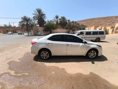 voitures-toyota-corolla-2014-d4d-metlilli-ghardaia-algerie