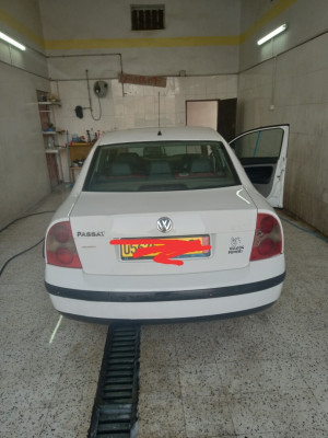 voitures-volkswagen-passat-100-special-2003-akbou-bejaia-algerie