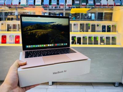 MacBook Air 2018 rose gold
