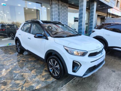 Kia KX1 2025 نافذة علوية