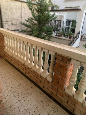 appartement-location-f3-alger-hraoua-algerie