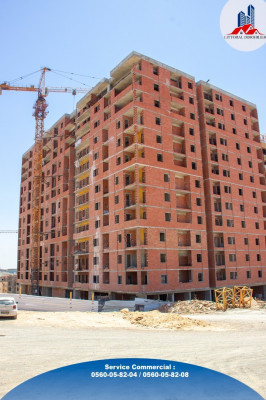 شقة-بيع-4-غرف-وهران-بئر-الجير-الجزائر