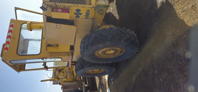 engin-komatsu-661-niveleuse-1999-bechar-algerie