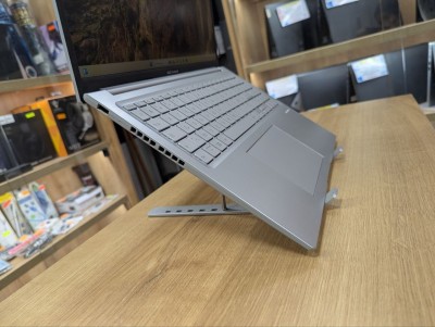 ASUS VIVOBOOK 16 I7 11370H 12GB 512SSD 16"