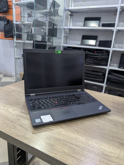 Lenovo Thinkpad P15 Gen1 workstation 