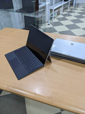 laptop-pc-portable-microsoft-surface-pro-4-dar-el-beida-alger-algerie