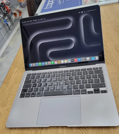 MacBook Air 13" 2020 Retina i5 8 Go LPDDR4 /512 Go de Stockage /bypass