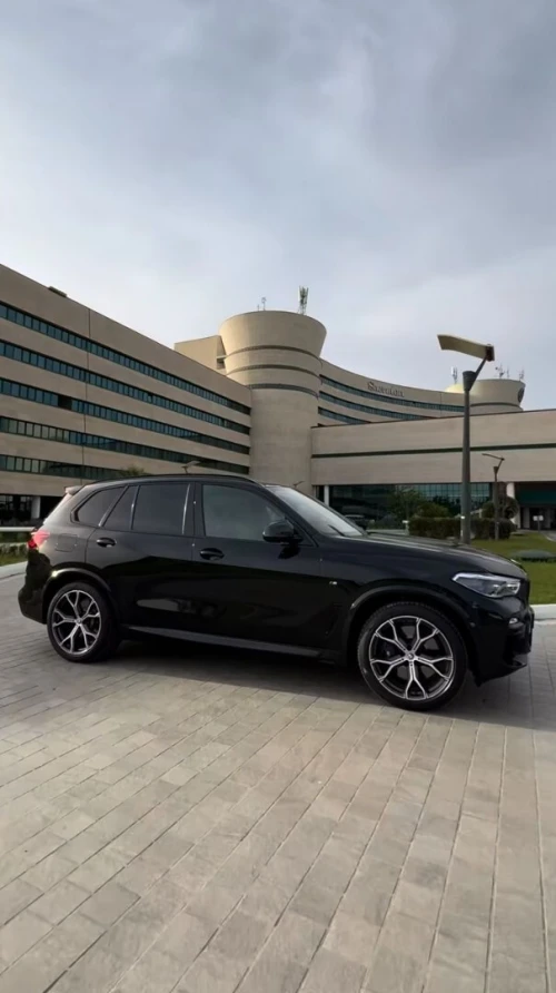 Location de voitures la Rochelle Bmw X5