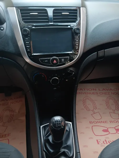 Hyundai Accent RB  5 portes 2017 Préstige