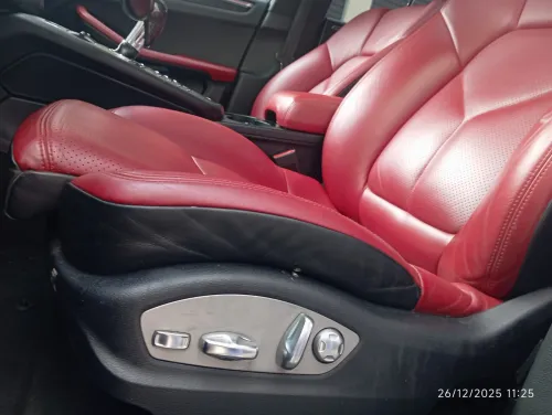 Porsche Macan 2018 2.0L 258 CH TOUTE OPTIONS 1ERE MAIN 74000KM