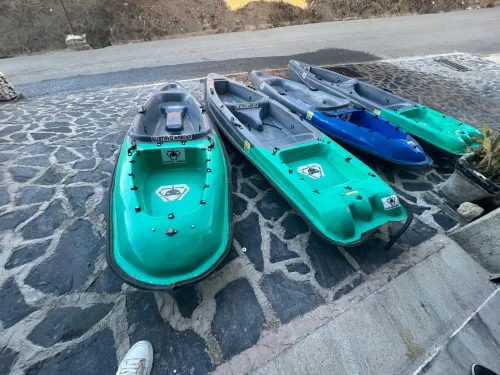 KAYAKS EXCELLENT ETAT 2 PLACES et 1 PLACE