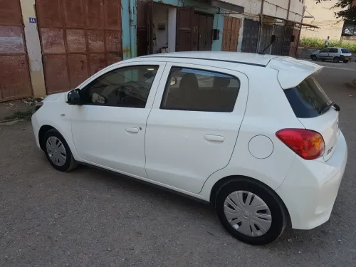 Mitsubishi Mirage 2023 Star