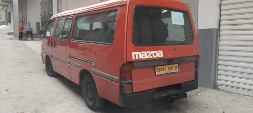 Mazda E2200 1998 