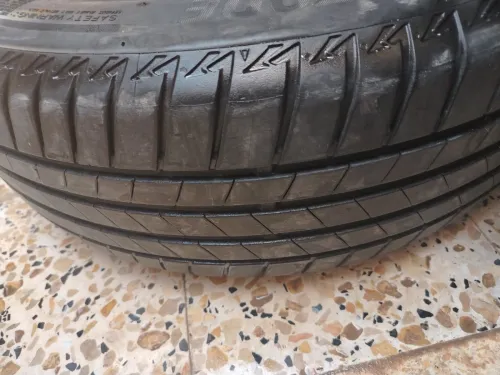 4 Pneus Bridgestone 195/65/15 Vw Caddy