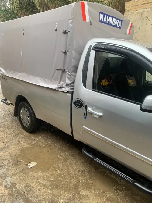 Mahindra Genio 2015 
