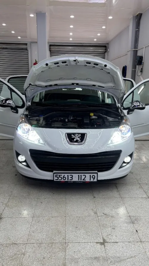 Peugeot 207 2012 Essence