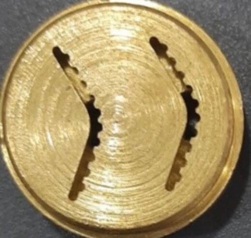 Confection sur mesure de tout types de moule pastilles filière bronze inox machine pâte alimentaire