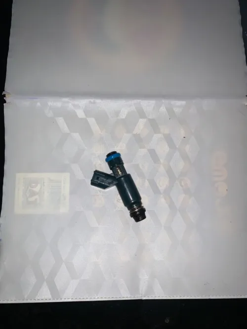 Injecteur range rover v8 essence 