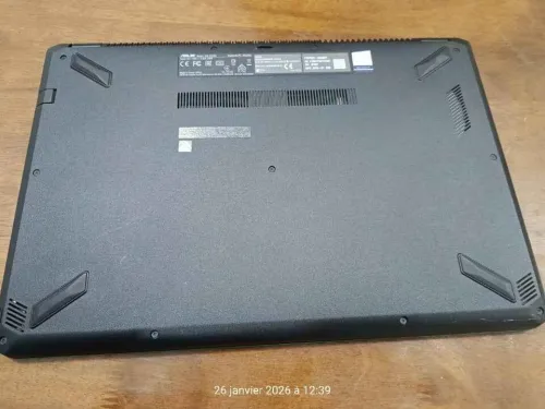 ASUS VivoBook FX570ZD RYZEN 5-2500U / RAM 16 GB  / SSD NVMe 240 GB + HDD 1000 GB / GTX 1050 2GB / Radeon Vega 8