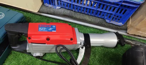 Marteau piqueur Bosch 3600 w