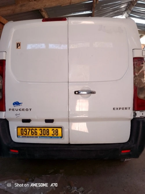 Peugeot Expert 2008 