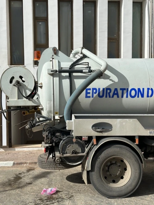 Camion vidange débouchage nettoyage 