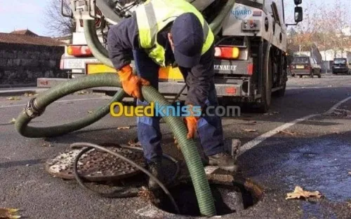 Camion Nettoyage Dėbouchage Vidange