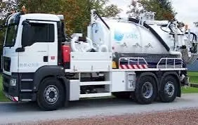 Camion vidange débouchage canalisations
