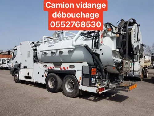 Camion débouchage vidange nettoyage canalisation Curage 