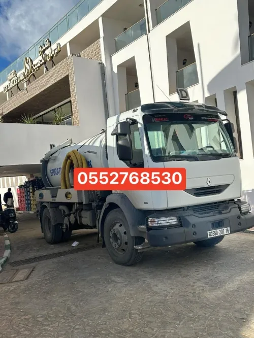 Camion vidange débouchage nettoyage 
