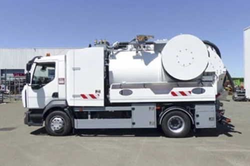 Camion débouchage 