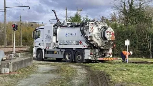 Camion vidange débouchage canalisations