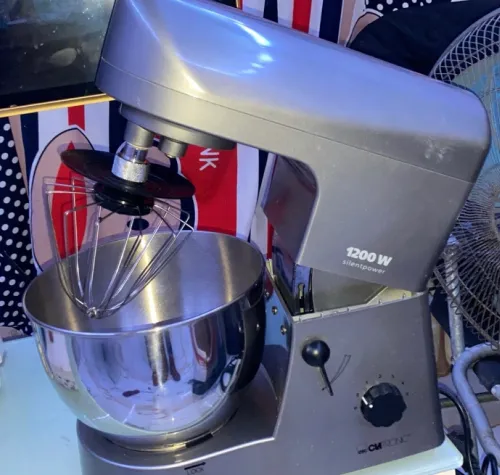 Pétrin 1200w KM3400 jamais utilisé