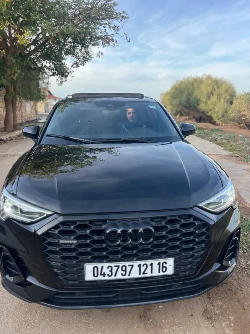 Audi Q3 2021 Sline