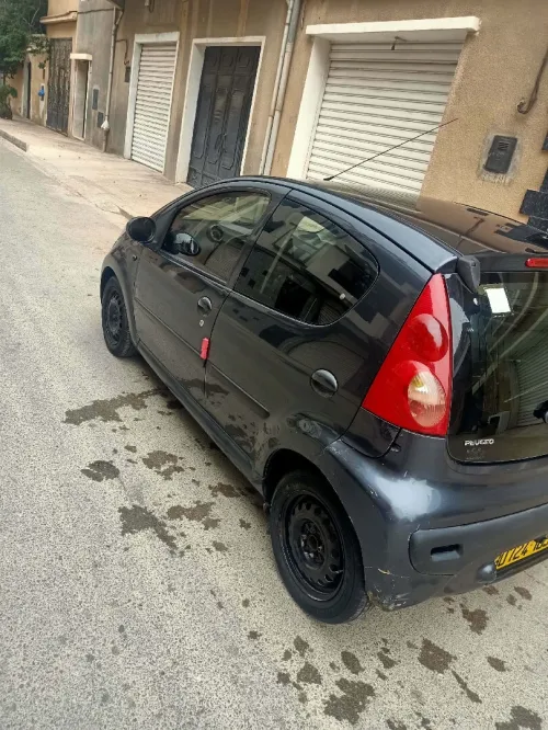 Peugeot 107 2009 107