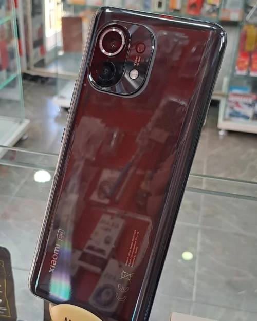 Xiaomi Mi 11  5G