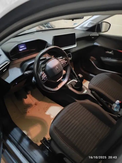 Peugeot 208 2022 Pac active